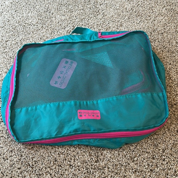 Tagalongs Packing Cubes Set of 3, Shoe Bag, Laundry Bag, Like New - Picture 5 of 5